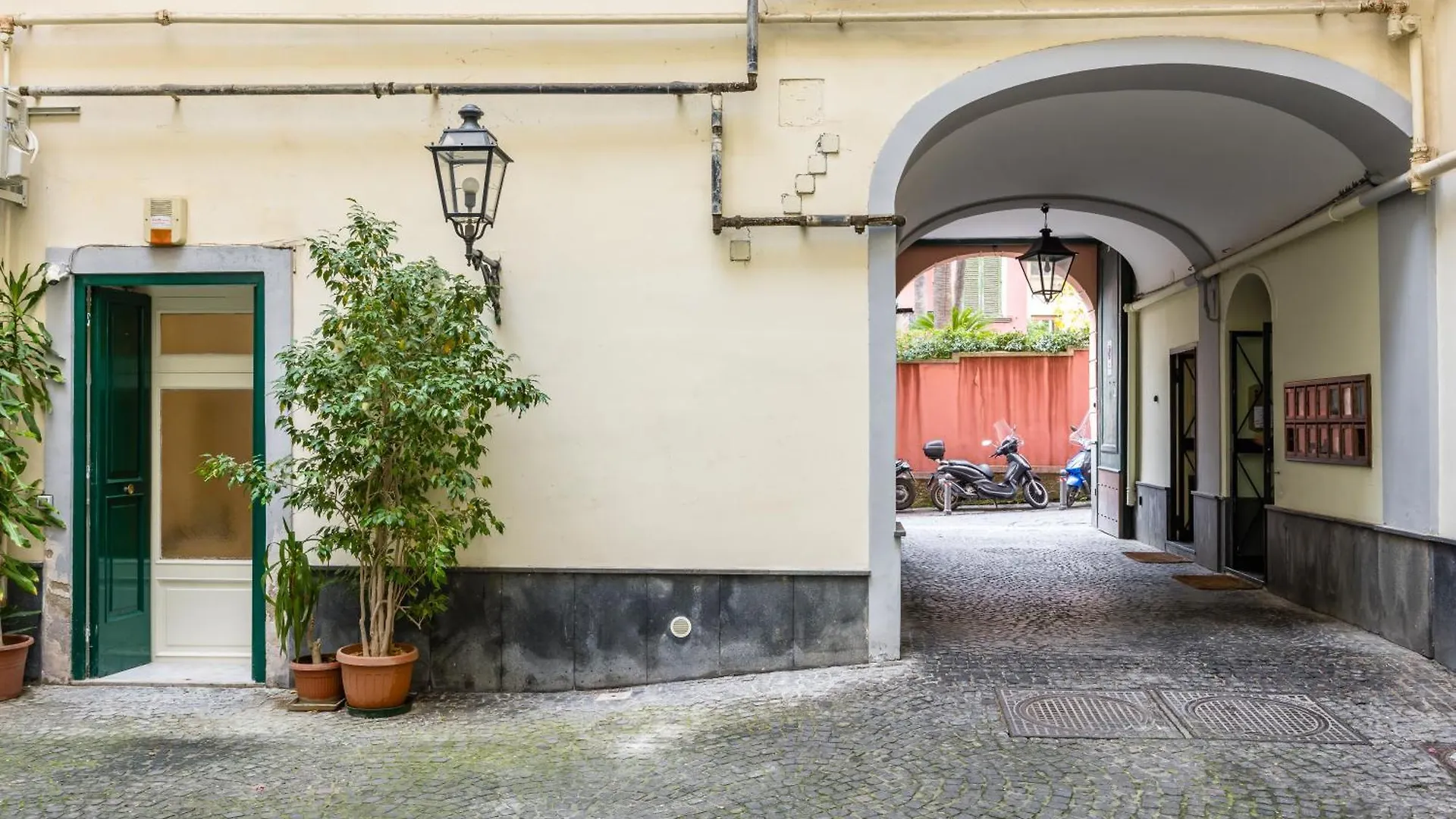 Apartment Kea Home, Entire House In The Heart Of Naples